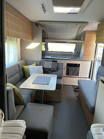Adria Adora 613 HT 4 of 11