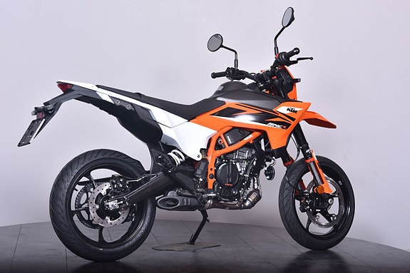 KTM 125 SMC R, Quickshifter+ på köpet 0,00% räntaekampanj! 7 of 18