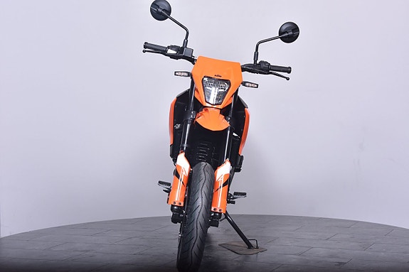 KTM 125 SMC R, Quickshifter+ på köpet 0,00% räntaekampanj! 2 of 18