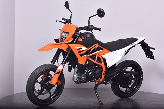 KTM 125 SMC R, Quickshifter+ på köpet 0,00% räntaekampanj! 3 of 18