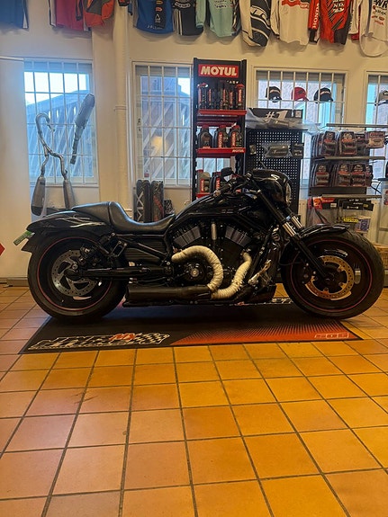 Harley-Davidson night rod