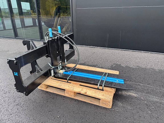 Hydraulgafflar till Volvo L25 mm i lager. Billig frakt