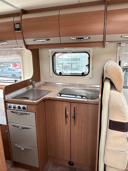 Bürstner NEXXO T 720 2xAC, 150HK, Ugn, Swedish Edition 7 of 19
