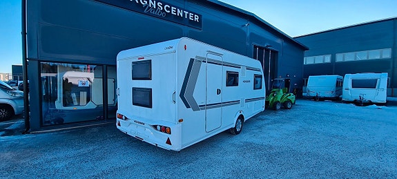 Weinsberg 480 QDK CaraOne "Våningssäng + Golvvärme" 2 of 5