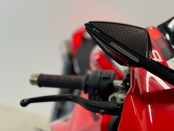 Ducati Panigale V4R DQS I Akrapovic I  Robotox Carbon Wheels 5 of 15