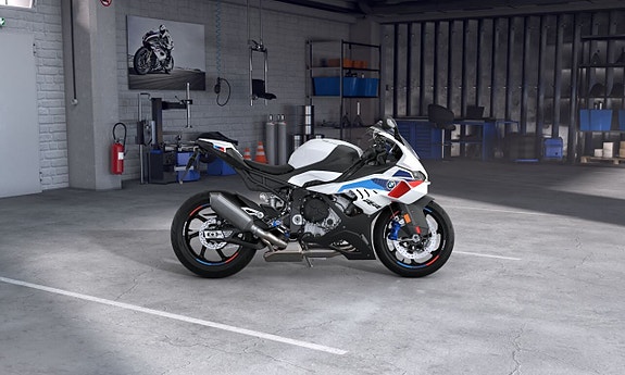 BMW S1000RR BMW S1000RR *NYHET 2025* Förbeställ för snabb lev. 3 of 3