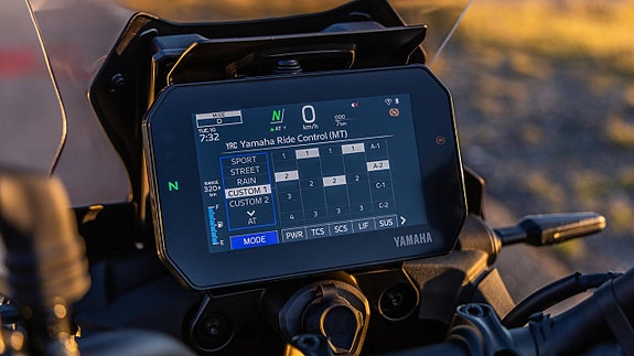 Yamaha Tracer 9 GT+ 11 of 14