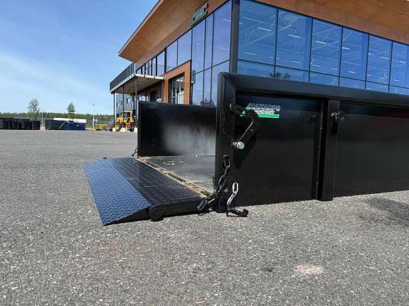 Hakarps - Byggbasker för liftdumper med fällbar läm 9 of 11