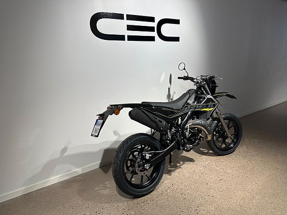 Rieju MRT SM Black Edition 0% ränta 38mån 3 of 6