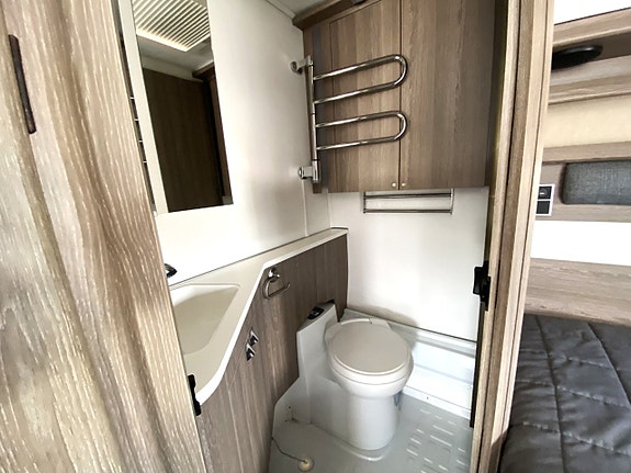 Kabe Royal 560 XL KS, Förtält, Markis m sidor, 4 of 7