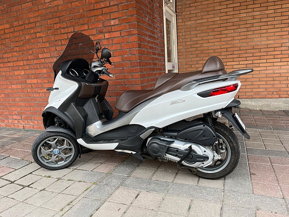Piaggio MP3