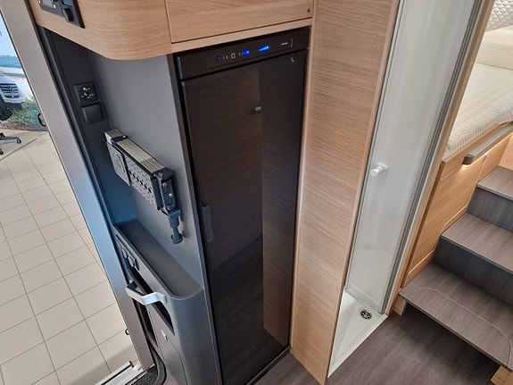 Adria CORAL 670 DL 60Y (60 Year Edition) 25 of 30
