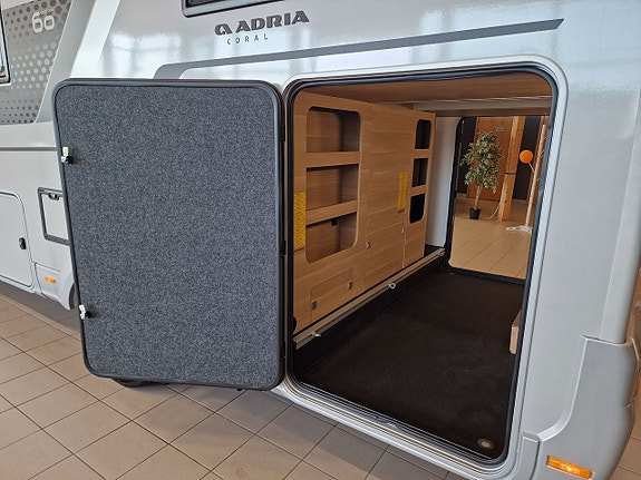 Adria CORAL 670 DL 60Y (60 Year Edition) 12 of 30
