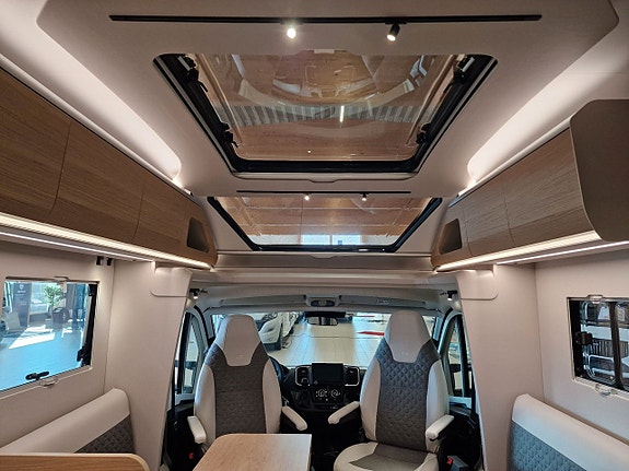 Adria CORAL 670 DL 60Y (60 Year Edition) 20 of 30
