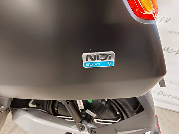 NIU NQi Sport Extended Range El-moped 4 of 4