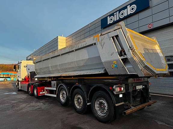 Istrail TIPPVAGN SEMITRAILER