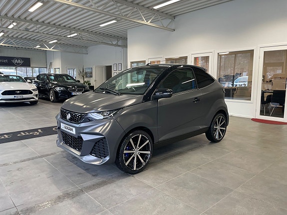 Aixam Coupe GTI ABS-bromsar / Apple carplay / Stora skärmen 2 of 12