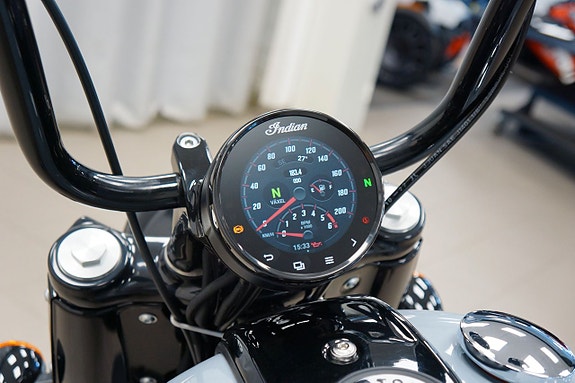 Indian CHIEF BOBBER DARK HORSE 1.8 THUNDER STROKE 111 V-TWIN | HÖSTPRIS! 12 of 16