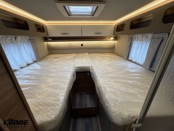 Weinsberg CaraCore 700 MEG KAMPANJ 11 of 15