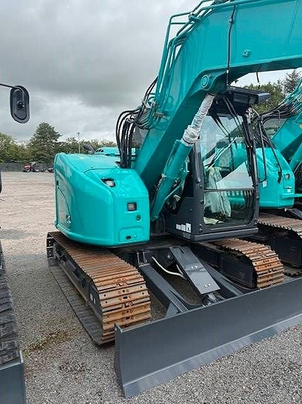 Kobelco SK 75 SR , UTHYRES