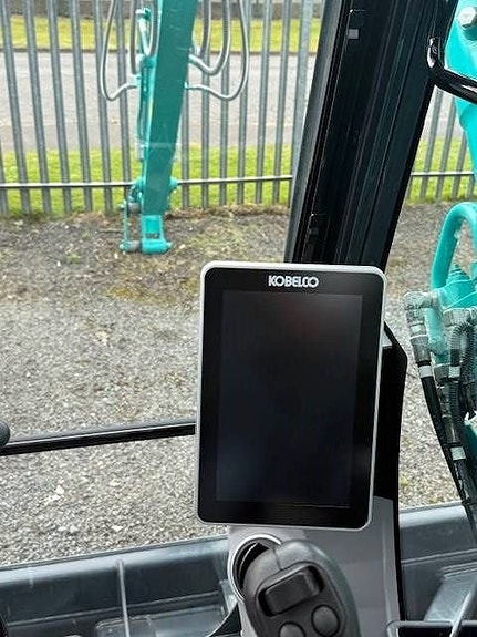 Kobelco SK 75 SR , UTHYRES 15 of 22