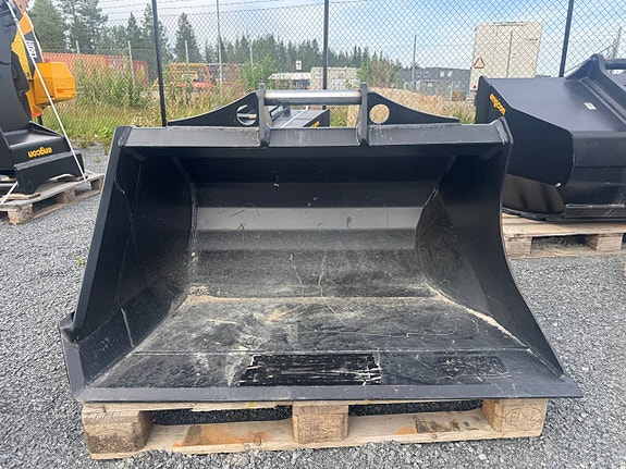 Vägverksskopa S45 1400mm 400L CARRUS (29,000:- + moms)