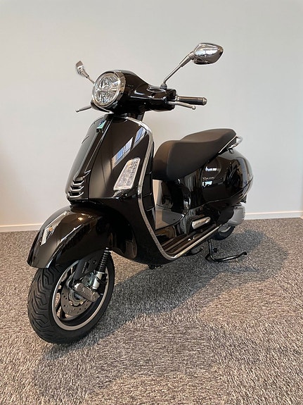Vespa GTS 300 Super