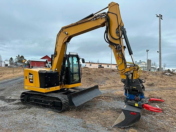 CAT 307.5 centrumbom rotortilt c-smörj grip redskap 2 of 5