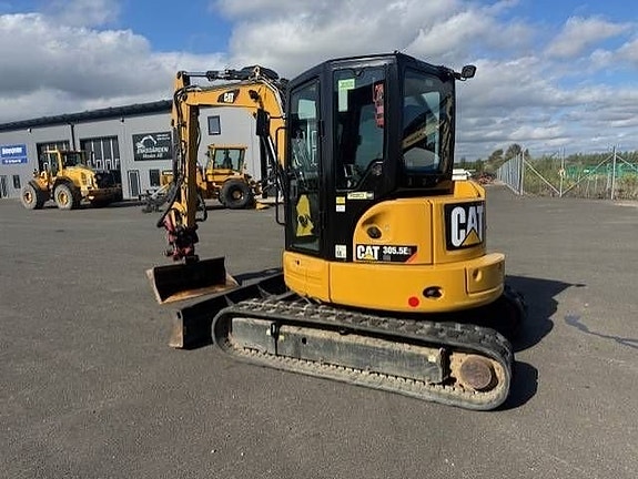 CAT 305.5 E2 CR Rototilt 2 of 9