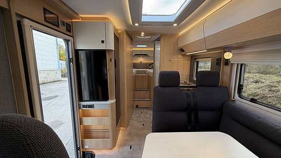Hymer B-MC I 680 Black-Line 17 of 20