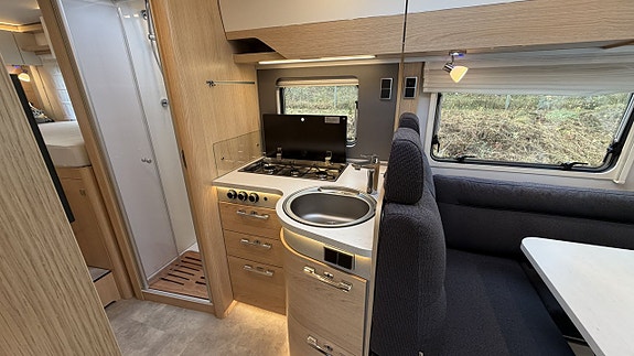 Hymer B-MC I 680 Black-Line 9 of 20
