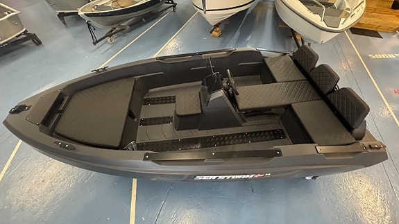 SeaStorm 14 HDPE Advantage Mercury F30 2026 ELPT EFI 5 of 5