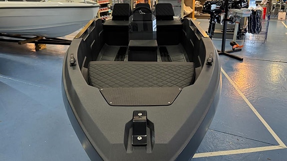 SeaStorm 14 HDPE Advantage Mercury F30 2026 ELPT EFI 3 of 5