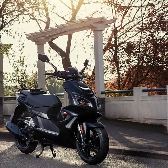 Peugeot Speedfight 4