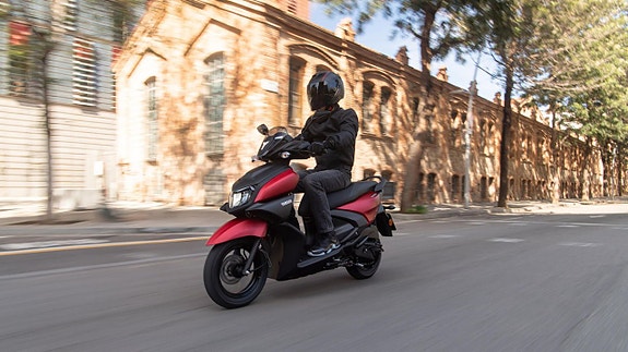 Yamaha RayZR *Omgående Leverans* 5 of 8