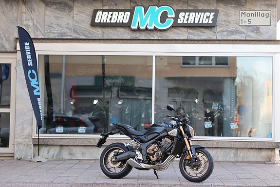 Honda CB650R E-Clutch