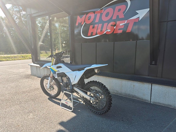 Husqvarna FC 450 -25 2 of 4