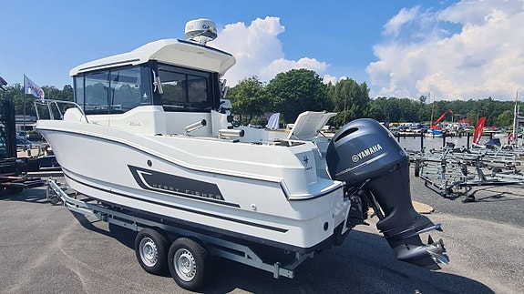Jeanneau Merry Fisher 795 Marlin Yamaha F150 2020 2 of 12