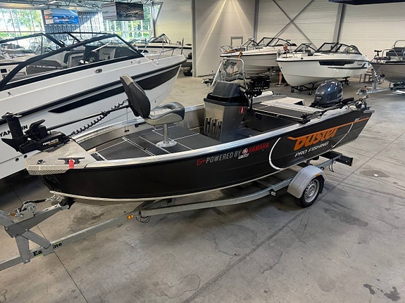 Buster M1 Fish / Yamaha F40 2022  **Livescope**