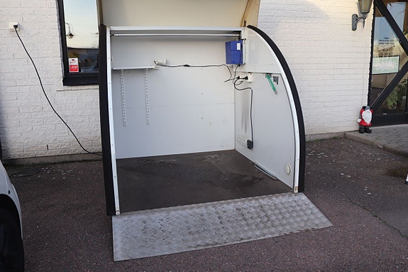 -- - Varmgarage för promenadskoter - leverans 3 of 3