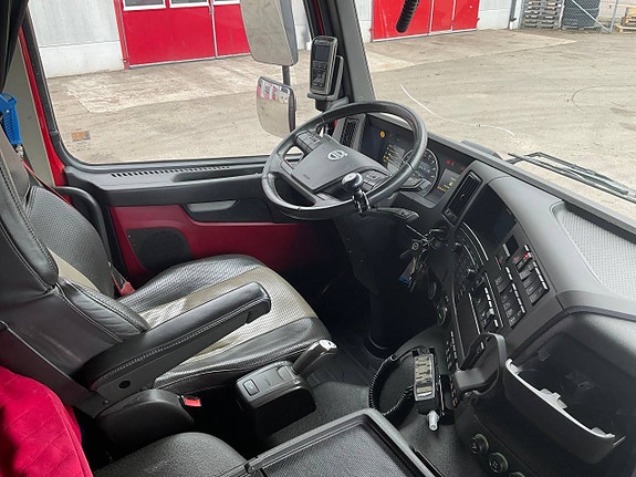 Volvo FMX 540 8x4 schaktbil lågmil 10 of 12