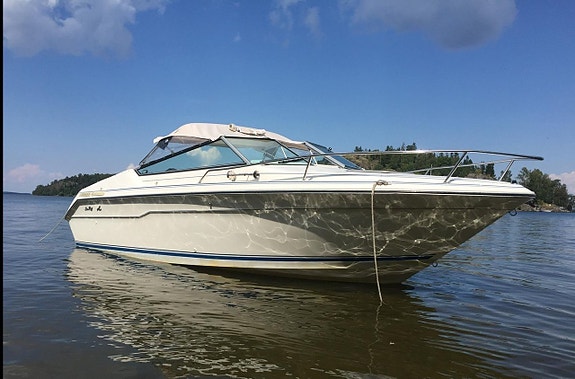 Sea Ray 220 OV – Volvo Penta D3 190 hk – Trailer ingår