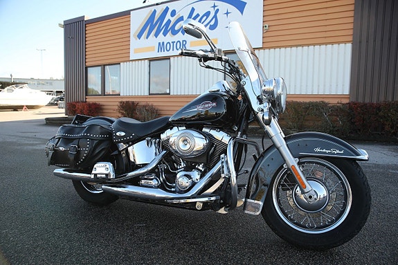 Harley-Davidson Heritage Softail Classic FLSTC - ombyggd