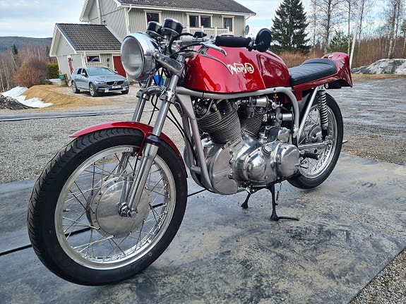 NORTON Norvin / Vincent 1000cc Cafe racer 11 of 27