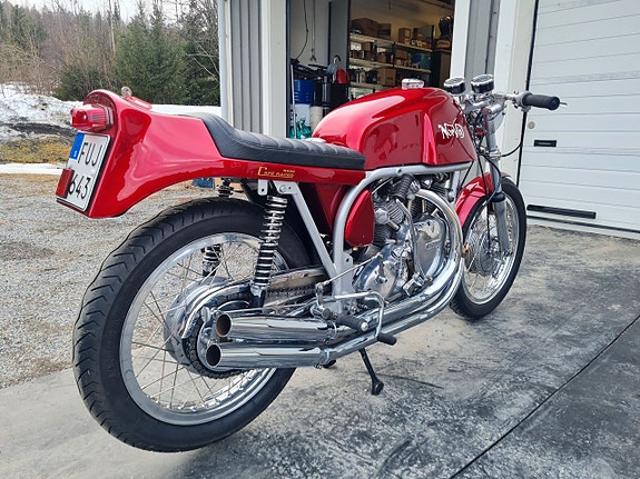 NORTON Norvin / Vincent 1000cc Cafe racer 3 of 27