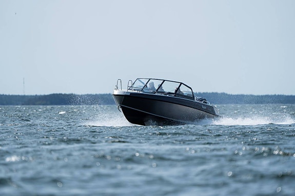 Buster Supermagnum MMG Black Edition Yamaha F350XSA 2026