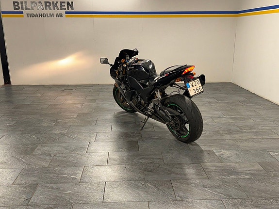 Kawasaki Ninja ZX-10R 1.0, Ej besiktigad 3 of 4