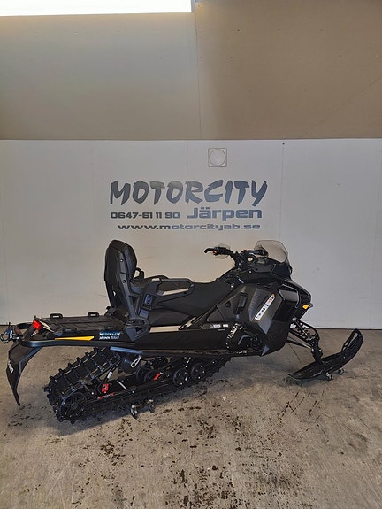 Ski-Doo Renegade Adrenaline  900 ACE 5 of 7