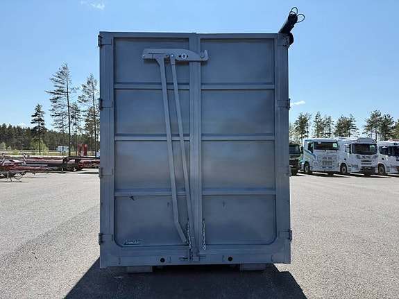 Hakarps - 40m3 flisflak i hardox 450 med rulltäckning 4 of 8