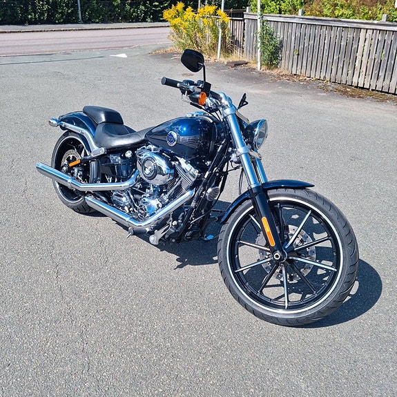 Harley-Davidson FXSB SOFTTAIL BREAKOUT, m. luftdämpning bak. 2 of 7